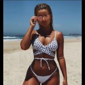 Moana tie front bikini